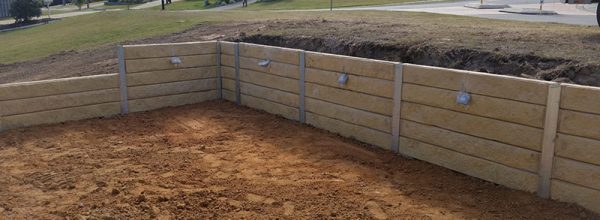 concrete sleeper retaining wall